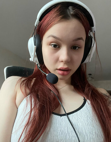 ketty cute adult model gallery