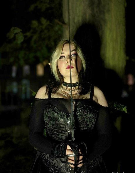 kaz fiona beautiful star galleries