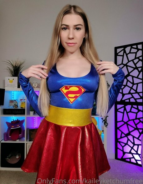 kaileyketchumfree art model gallery