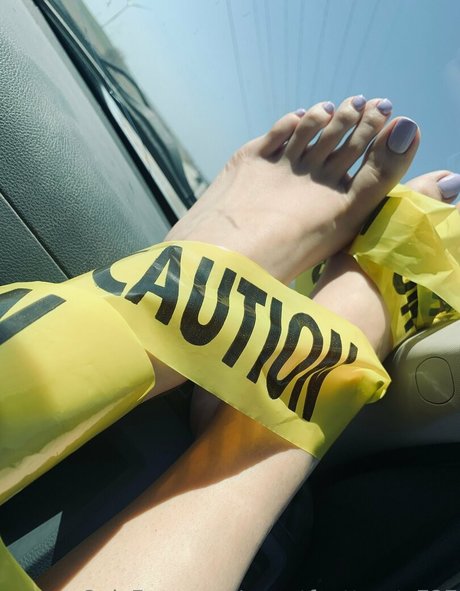 sweetfeettreats727 nude star image