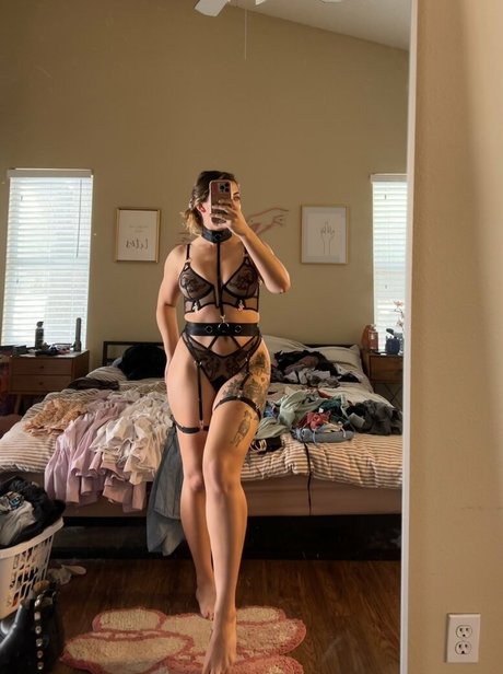 laurentheworm pornstar nude pic