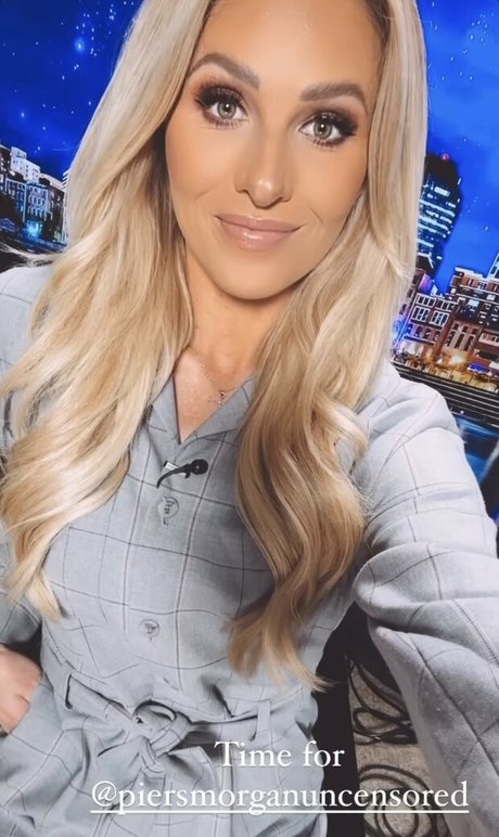 Tomi Lahren perfect pornstar img