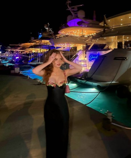 Sophia La Corte beautiful pornstar pictures