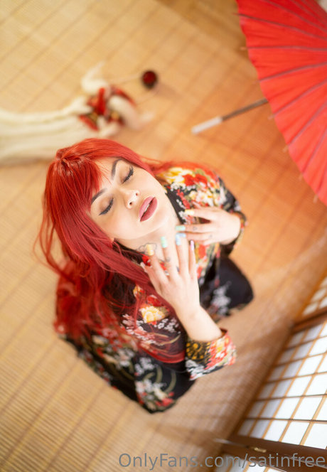 satinfree model free pictures