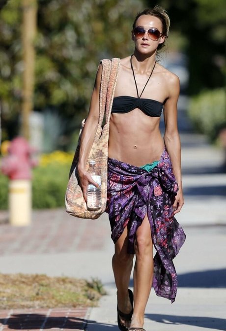 Sharni Vinson nice actress galleries