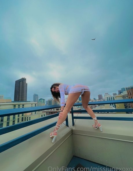 aaliyahcruz00 hot model gallery