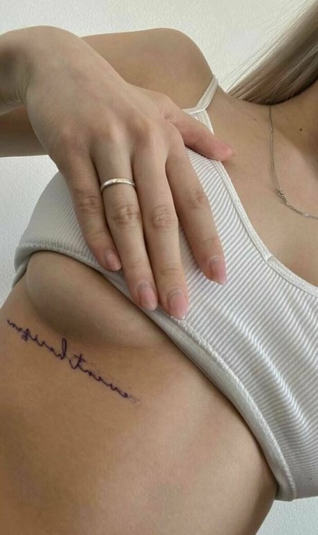 nikogarni model perfect archive