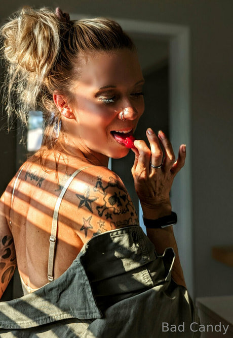 badcandyy pornstar sexy photo