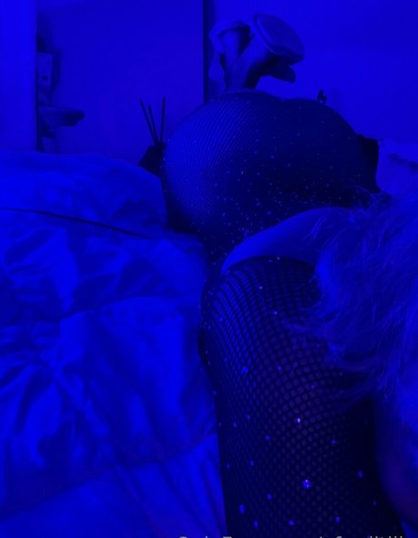 afroditlily pornographic model pictures