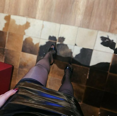 lezizeefree art star photos