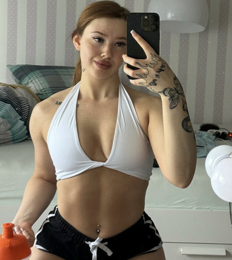 alexandrasporty star hd img