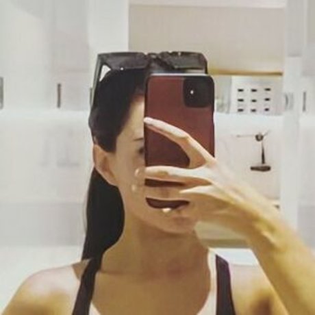 Lottie Lion xxx star img