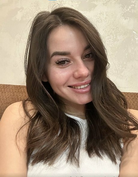 curlysueeee model pornographic galleries