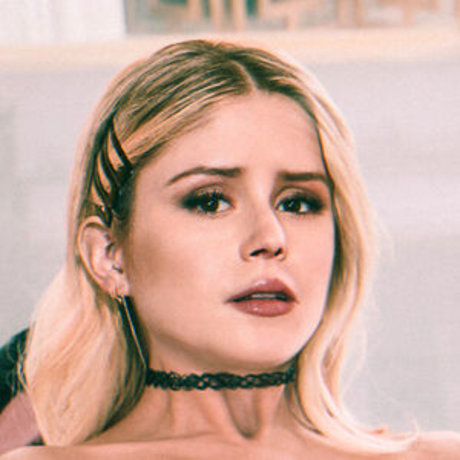 Erin Moriarty Deepfake sex pornstar photo