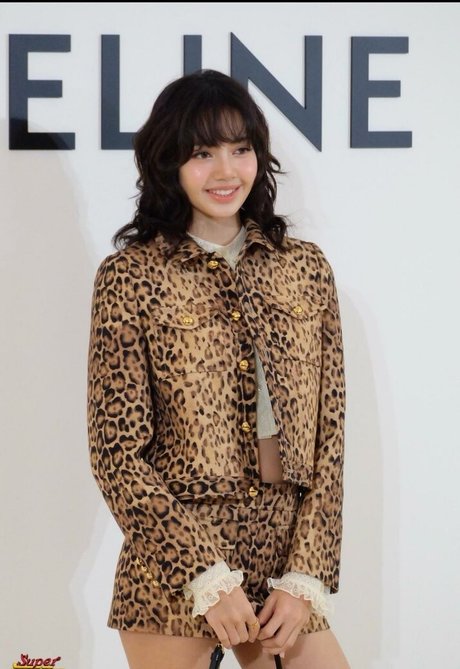 asian couple onlyfans sexy photos