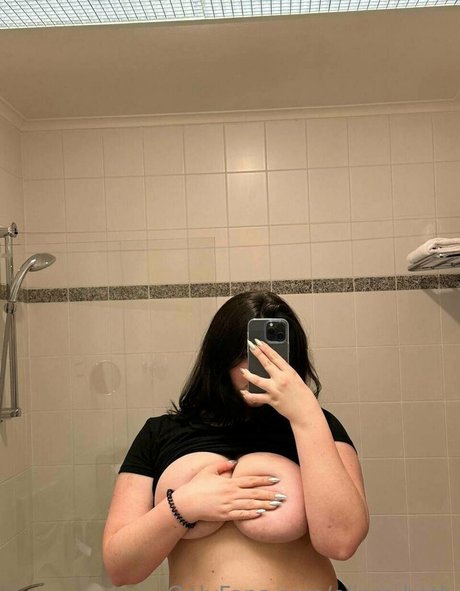 elizza beth model nice images