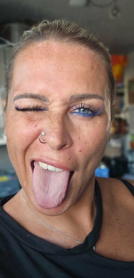 brithotwife star erotic img