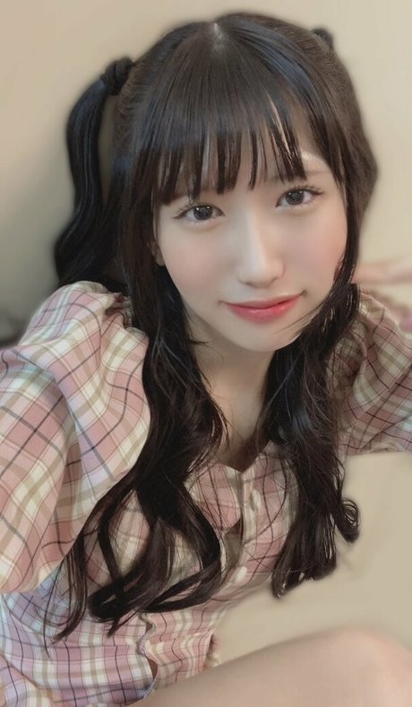 Karazu karazu nude star pictures