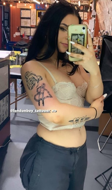 Yogscast Sophie pornstar naked picture