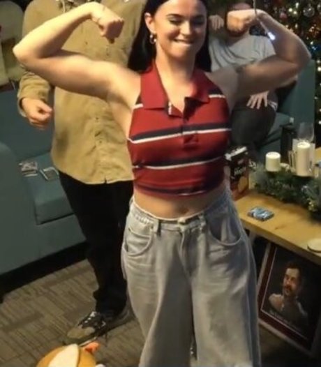 Yogscast Sophie thumbnail