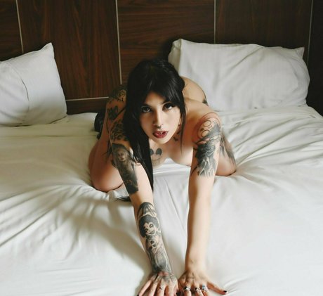 kimanarchy model sexy images