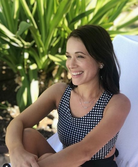 Marla Sokoloff hot star img