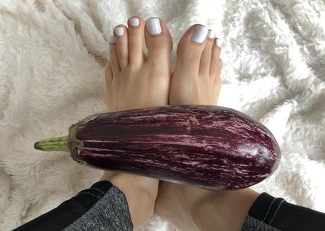 perfectteenfeet profile pic