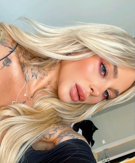 Angelika Kramer hd model picture