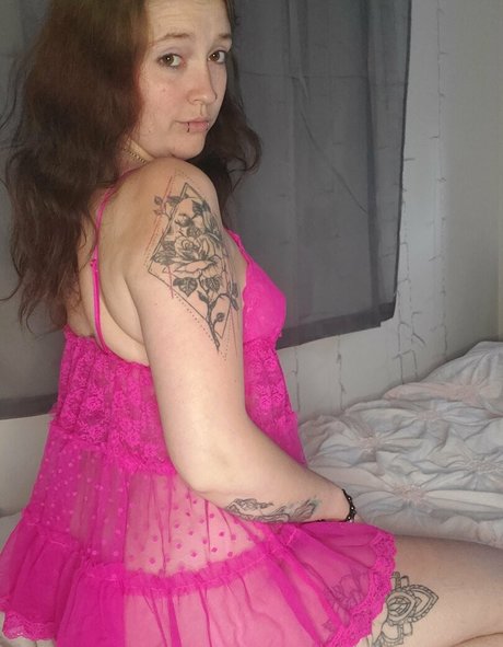 dreadfuldesire sexy star image