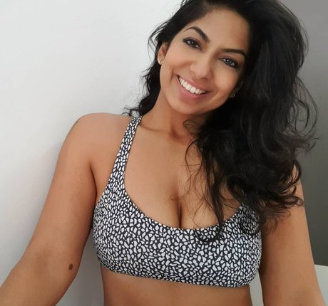 Gym Rock Crew model erotic photo