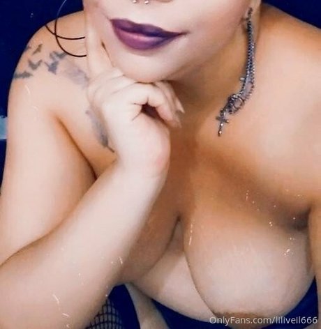 liliveil666 nude star images
