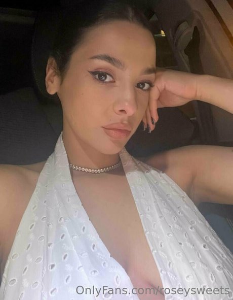 roseysweets pornographic star images