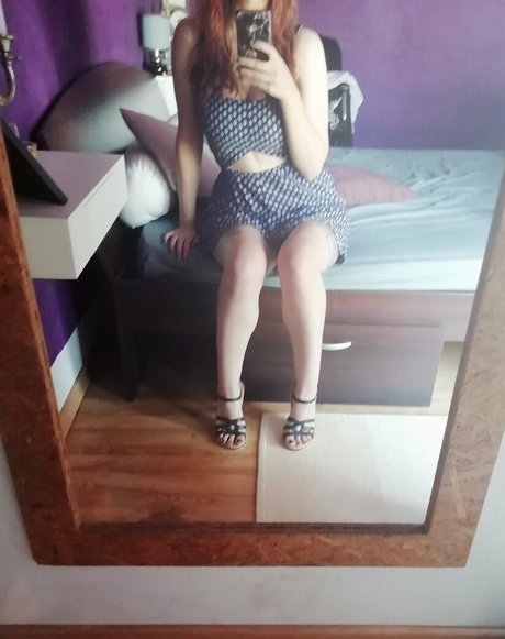 aprilxredfree actress archive