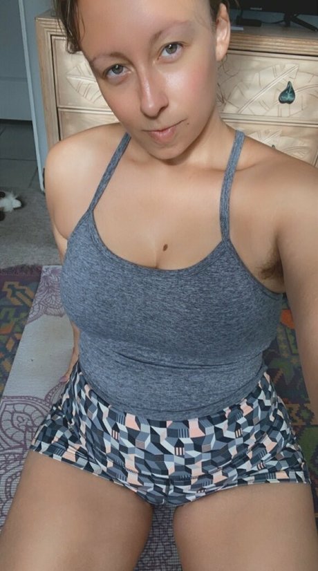 free coochie model perfect archive