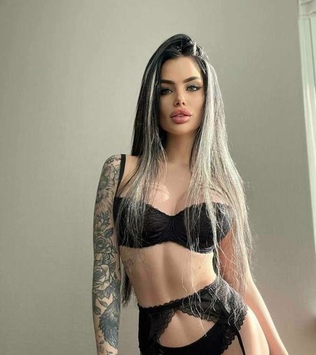 michelle6 9 art pornstar picture