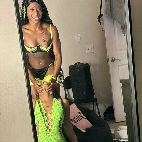 lesbehonest123 art star picture