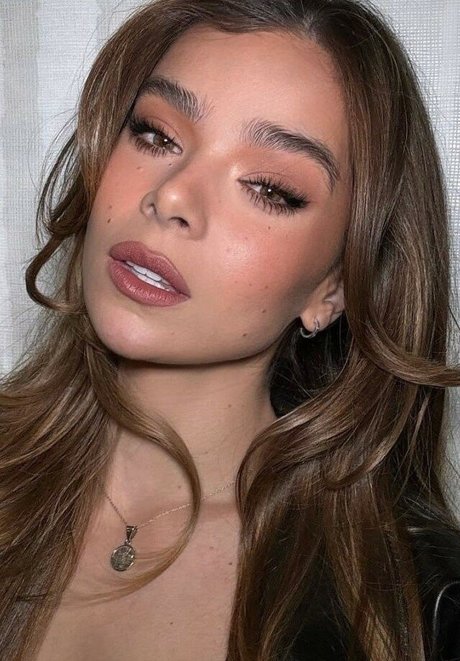 Lookalikes star pretty galleries