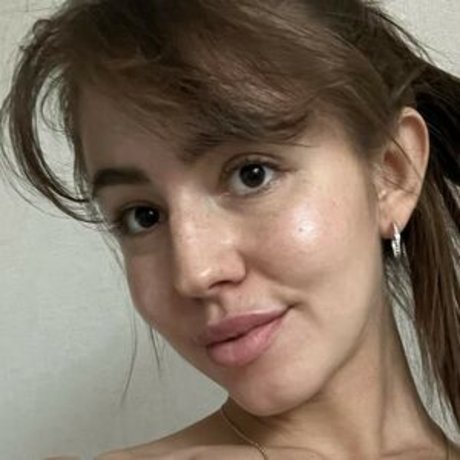 Lublulife sex model photo