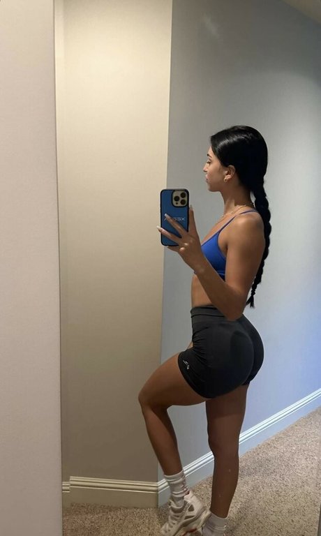 builtbybells hot model galleries