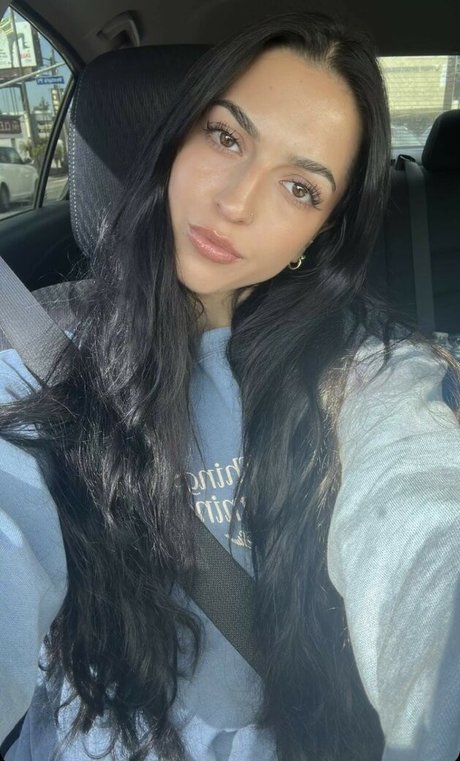 builtbybells model naked pictures