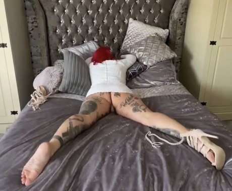 Louise Brereton nude pornstar archive