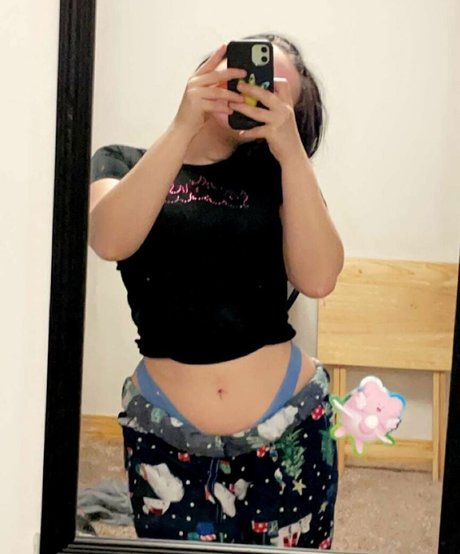 Xfume pretty model galleries