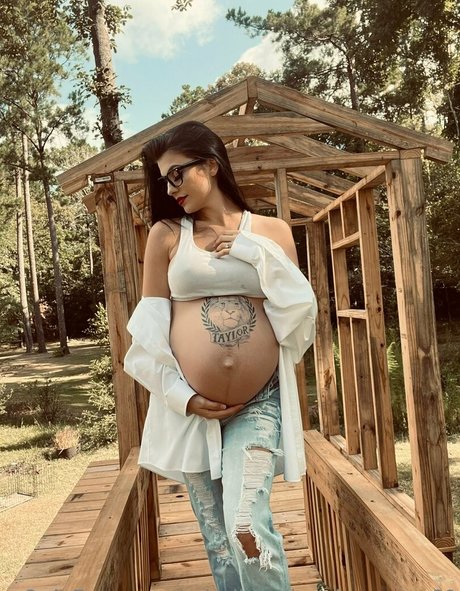 mindblowing brunette69 nice model gallery