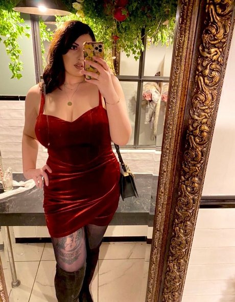 Eva Elizabeth pornographic model pics