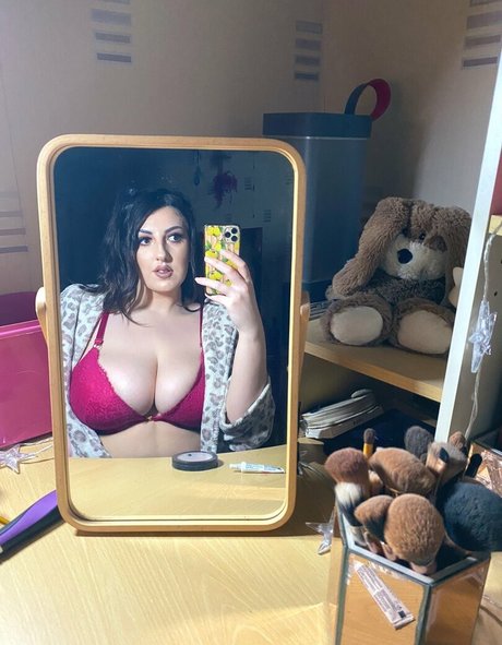 Eva Elizabeth porn star galleries