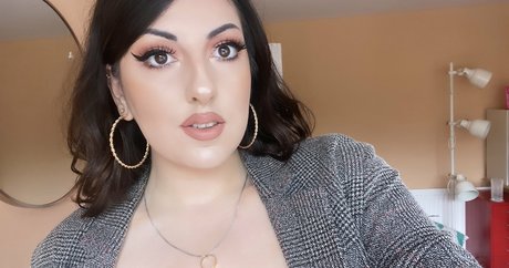 Eva Elizabeth beautiful pornstar image