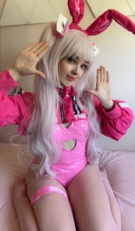 OMGPopx pornographic model pic