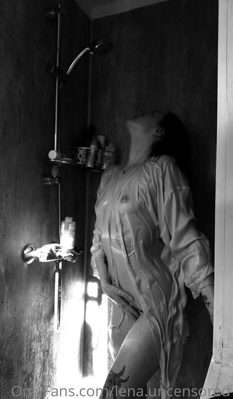 lena uncensored nice star pic