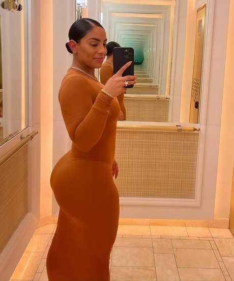 janibel b model sex gallery