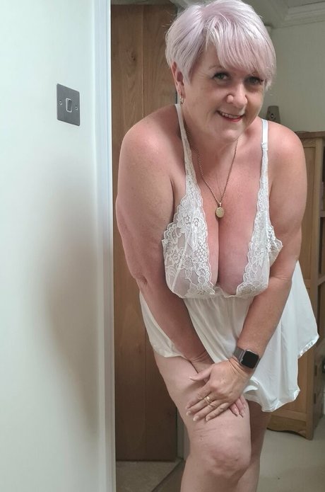 ukjoolz erotic pornstar pictures